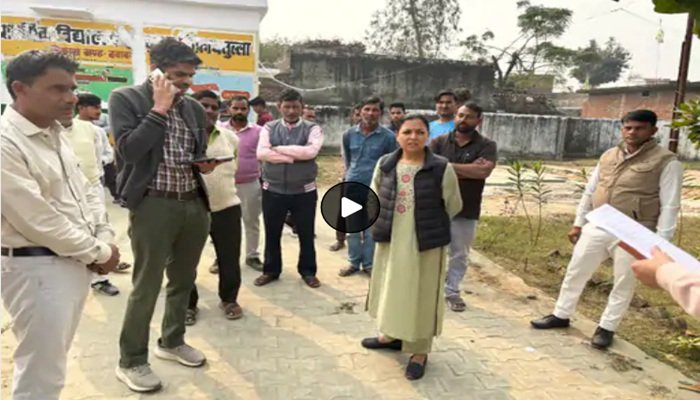 बरेली में SIR अभियान शुरू, एडीएम प्रशासन ने क्षेत्र का भ्रमण कर लोगों को किया जागरूक