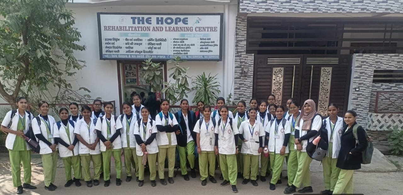 Lucknow News: नर्सिंग छात्रों को मिला रिहैबिलिटेशन की आधुनिक तकनीकों का प्रशिक्षण