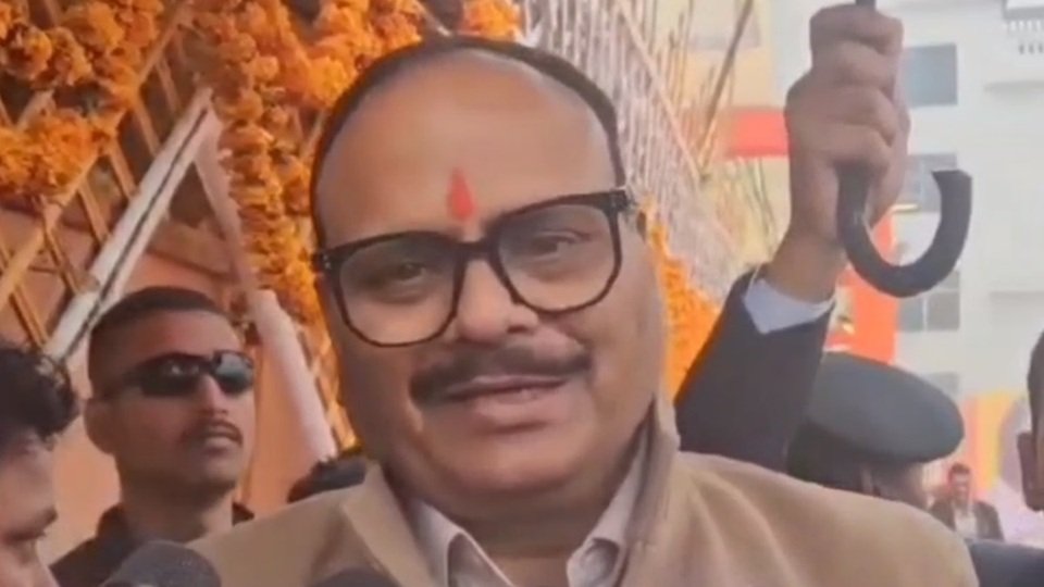 Brajesh Pathak: अयोध्या में बोले डिप्टी सीएम- यूपी व प. बंगाल में प्रचंड बहुमत से बनेगी बीजेपी सरकार