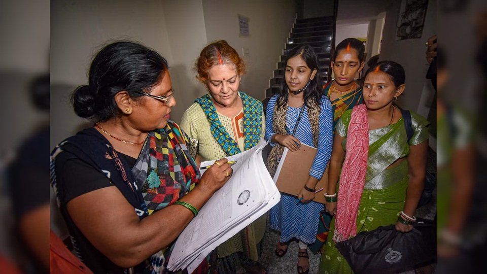 Census 2027 First Phase: घर-घर पहुंचेगी टीम, मकान से जुड़े कई सवाल तय