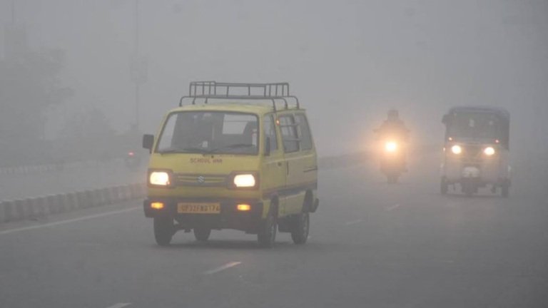 Weather Update: पहाड़ों पर बर्फबारी, कई राज्यों में शीतलहर का अलर्ट