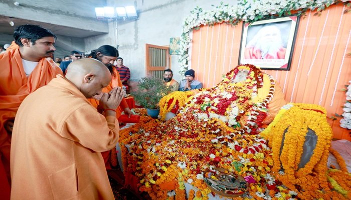 डॉ. रामविलास वेदांती जी महाराज का संपूर्ण जीवन रामकाज को समर्पित रहा: सीएम योगी