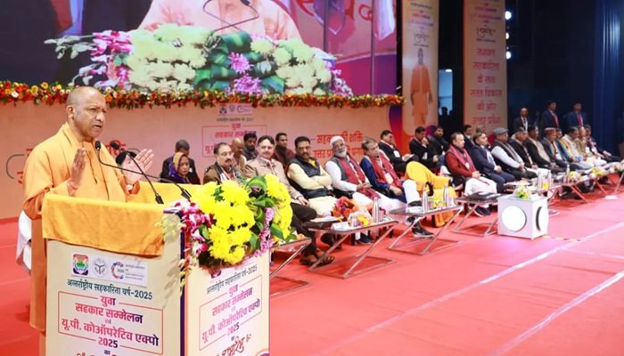 यूपी के किसानों को सीएम योगी की सौगात, अब 6% पर मिलेगा ऋण