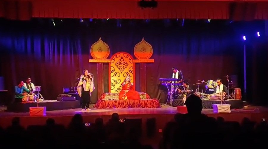 संगीत और नृत्य की जुगलबंदी में रूहदारियां का शानदार आयोजन