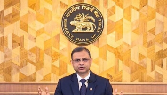 RBI ने ब्याज दर 0.25% घटाई, 20 लाख के लोन पर होगा करीब ₹74 हजार का फायदा