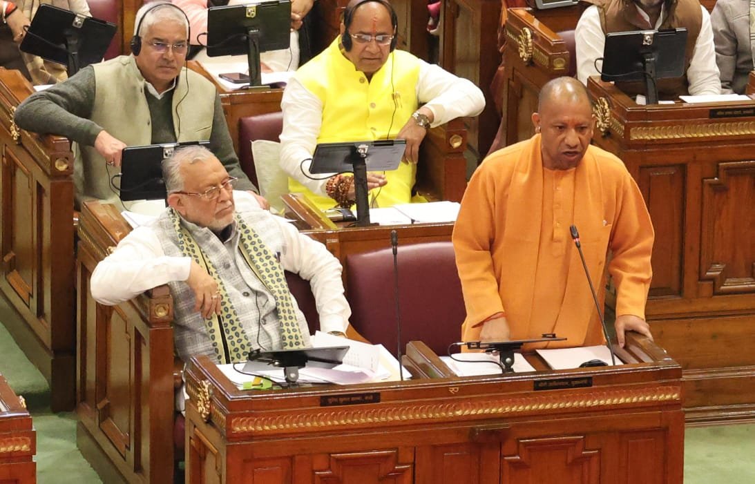 कांग्रेस के तुष्टीकरण और जिन्ना की राजनीति ने Vande Matram को बनाया विवाद का मुद्दा: CM Yogi