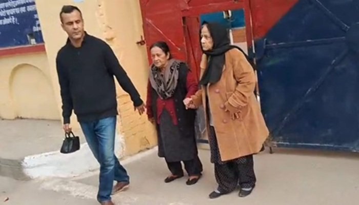 Rampur: आजम खां से मिलने जेल पहुंची तजीन फात्मा, सेहत को लेकर दी जानकारी