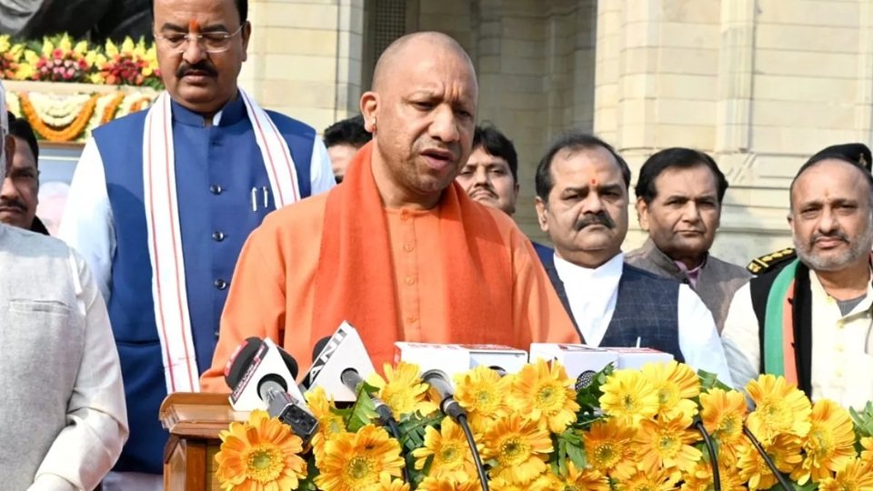 अटलजी ने विकास के विजन के साथ देश को बढ़ायाः CM Yogi