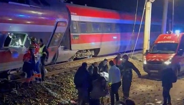 दक्षिणी स्पेन में टकराईं दो हाई स्पीड ट्रेन, 39 यात्रियों की मौत और 70 से ज्‍यादा घायल
