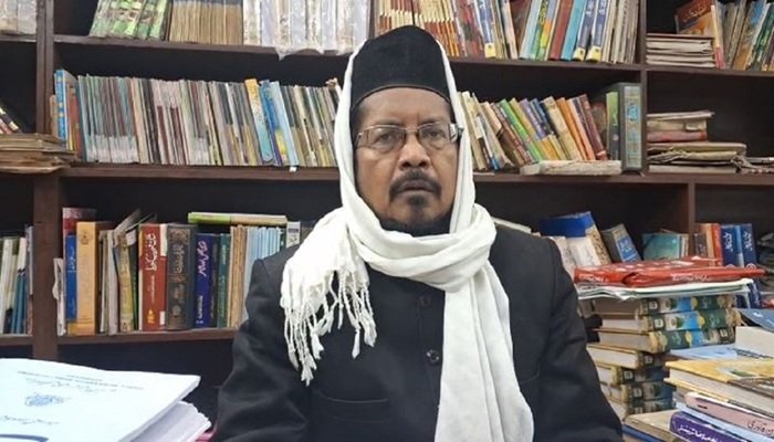 गणतंत्र दिवस 2026: मौलाना रजवी की अपील- ‘हर मदरसे में पढ़ाया जाए भारत का संविधान’
