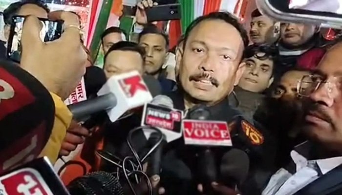 इस्‍तीफे के बाद बरेली सिटी मजिस्ट्रेट का बड़ा आरोप, बोले- मुझे डीएम आवास में बंधक बनाया गया, गाली दी गई