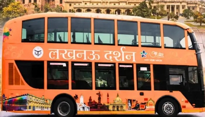 लखनऊ में आज से शुरू हुई दर्शन बस सेवा, पर्यटन मंत्री जयवीर सिंह ने दिखाई हरी झंडी