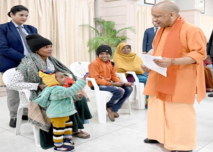 Janta Darshan: बेघर की गई सीमा को मिला न्याय का भरोसा