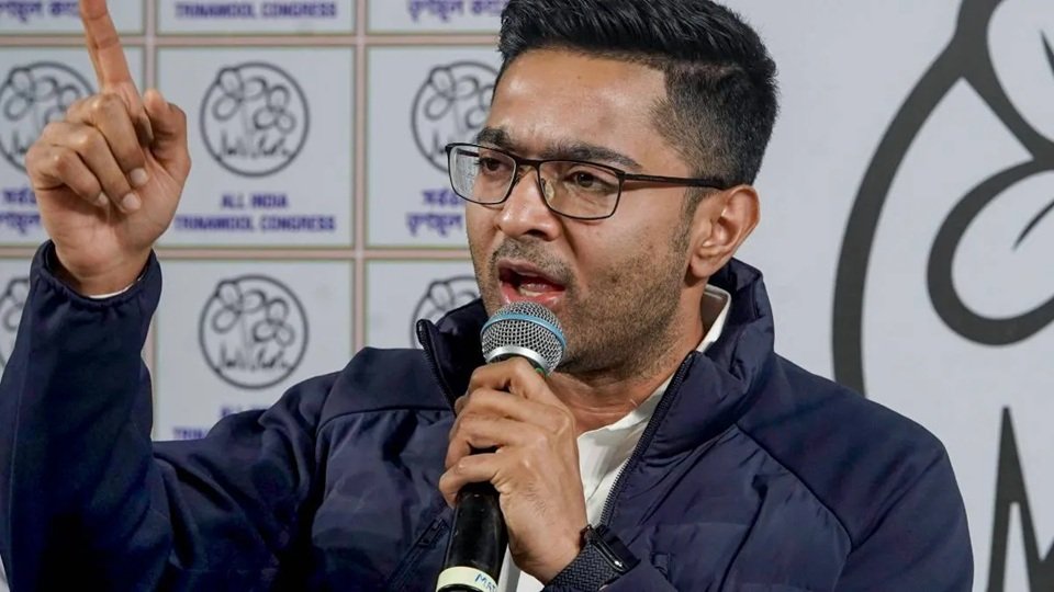 West Bengal: 'भाजपा एक सांप की तरह, अगर आप अपने आंगन में...'