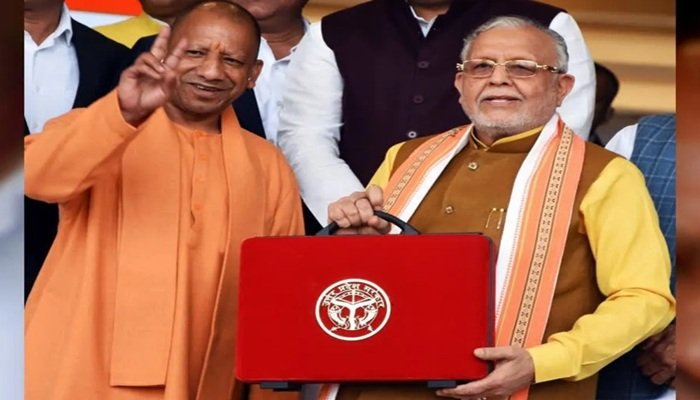 योगी सरकार का बजट आज: सरकार ने बताया ऐतिहासिक तो विपक्ष बोला- बजट सिर्फ धोखा है