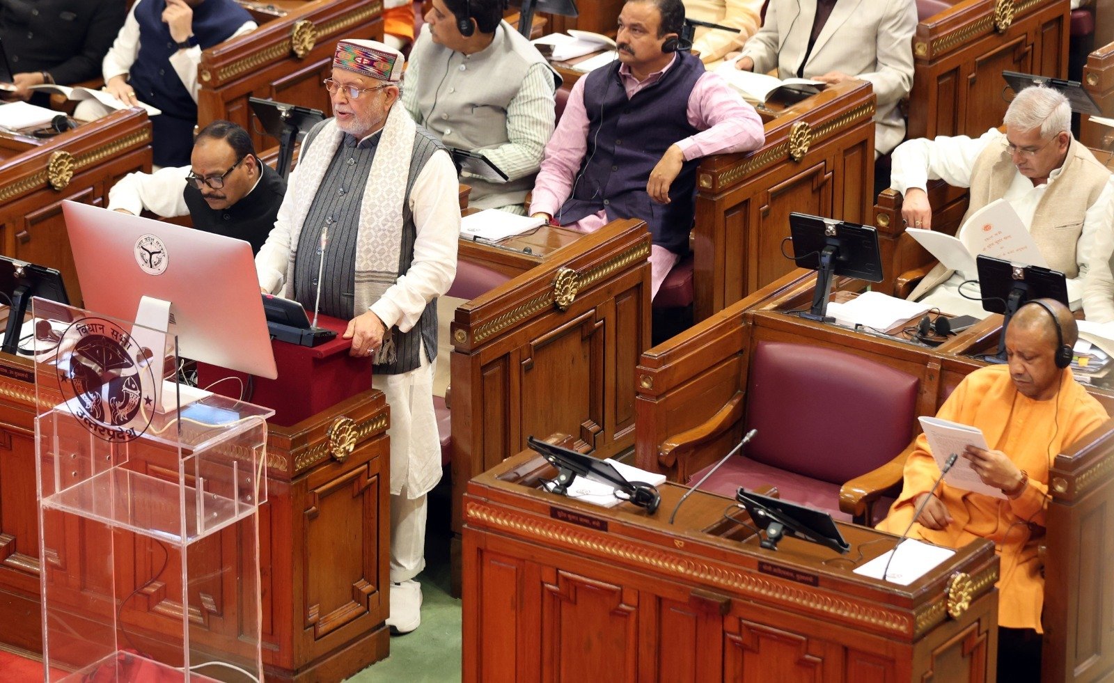 UP Budget 2026: बजट में किस जिले को क्या मिला? यहां देखें पूरी लिस्ट