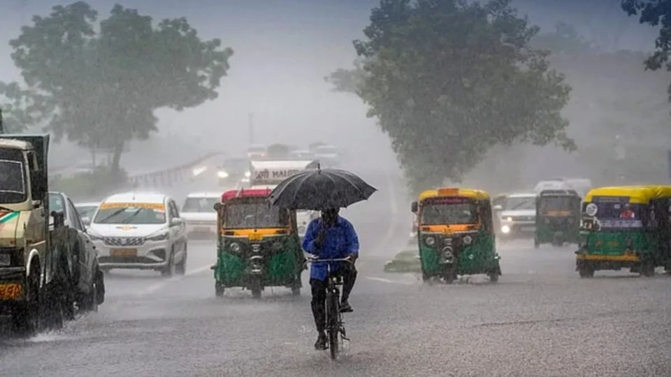 Weather Update: फिर शुरू होगा बारिश का दौर, दो दिन जमकर बरसेंगे बादल; अलर्ट जारी