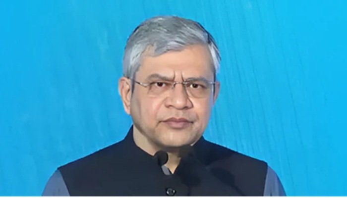 Ashwini Vaishnaw: डिजिटल प्लेटफॉर्म्स को लेनी होगी ये जिम्मेदारी, बोले आईटी मंत्री