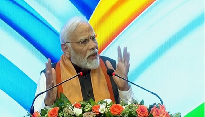 PM Modi in Malaysia: भारतीय समुदायों के बीच बोले पीएम -भारत-मलेशिया की सफलता...