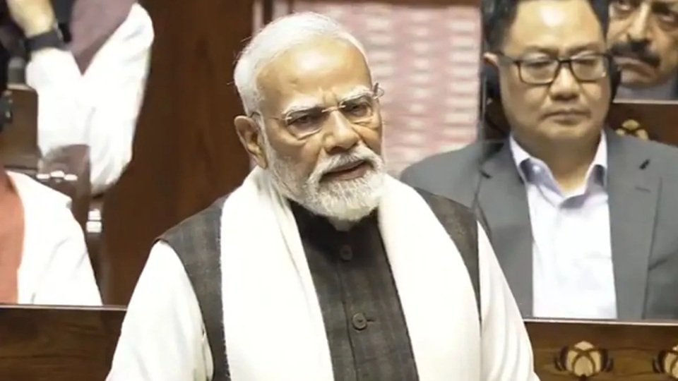 Rajya Sabha में बोले PM Modi- भारत विश्व के साथ प्रतिस्पर्धा करने के तैयार, हर तरफ हो रही ट्रेड डील की तारीफ