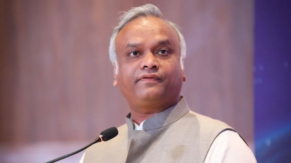 RSS पर प्रियांक खरगे का सबसे तीखा हमला, फंडिंग और लीगल स्टैटस पर उठाए सवाल