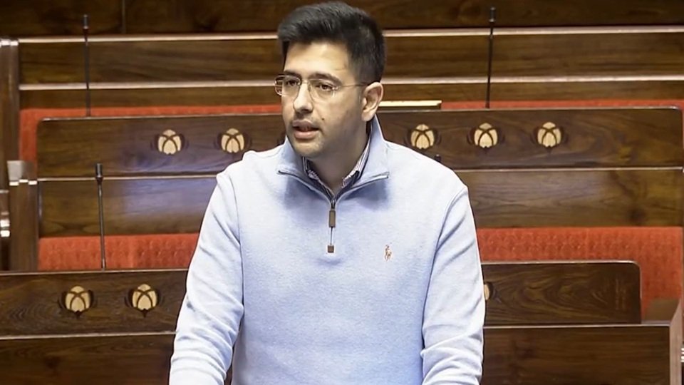 Raghav Chadha: ने की ‘राइट टू रिकॉल’ की मांग, बोले- जनता को मिले जनप्रतिनिधि हटाने की ताकत