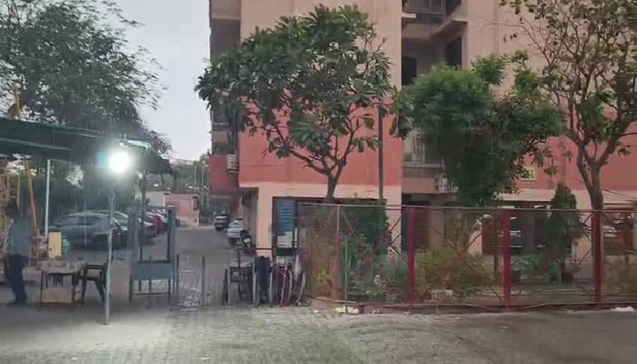 UP के 15 शहरों में बारिश, लखनऊ में चली धूल भरी आंधी; 48 घंटे तक ऐसा ही रहेगा मौसम 