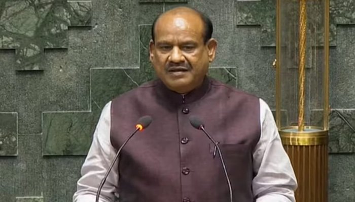 लोकसभा के आठ सांसदों का निलंबन निरस्त, स्पीकर ने पढ़ाया अनुशासन का पाठ