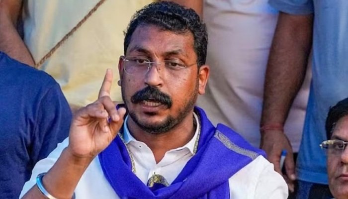 सांसद चंद्रशेखर बोले- हम चमड़ा उतारना और उसका जूता बनाकर पीटना जानते हैं