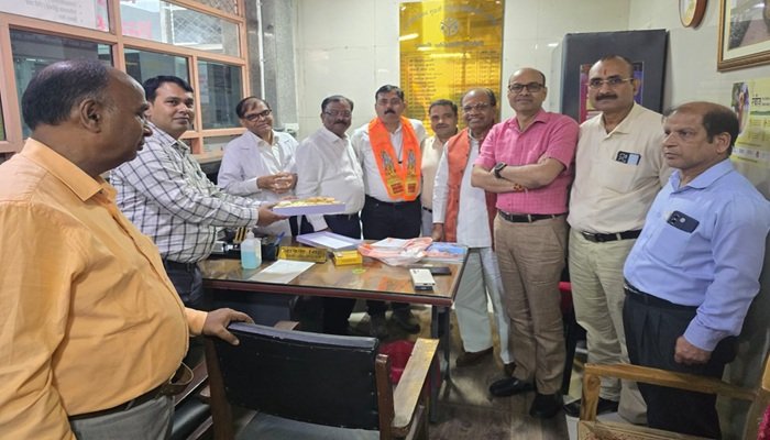 पशु चिकित्सा फार्मासिस्ट संवर्ग के अध्यक्ष चुने गए अशोक कुमार, सिविल हॉस्पिटल में स्‍वागत