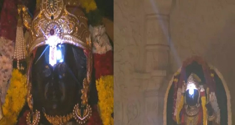 रामनवमी पर 9 मिनट तक रामलला का सूर्य तिलक, अयोध्या पहुंचे 10 लाख श्रद्धालु
