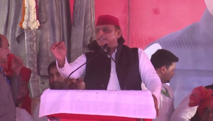 समाजवादी समता भाईचारा रैली में अखिलेश यादव का वार, बोले- बेचने के लिए किया नोएडा एयरपोर्ट का उद्घाटन