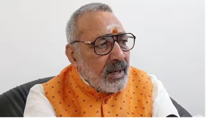 UP: राहुल-अखिलेश के दफ्तर में तेल का कुआं है क्या? गिरिराज सिंह ने विपक्षियों पर कसा तीखा तंज