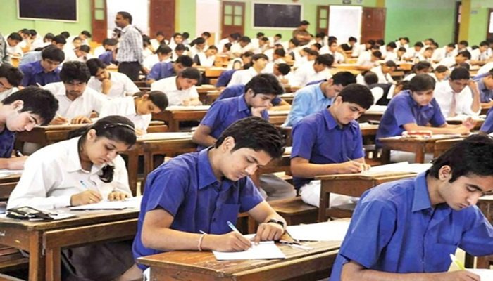 UP Board: आज से शुरू होगा 10वीं और 12वीं की कॉपियों का मूल्यांकन; काम में जुटेंगे 1.53 लाख कर्मी