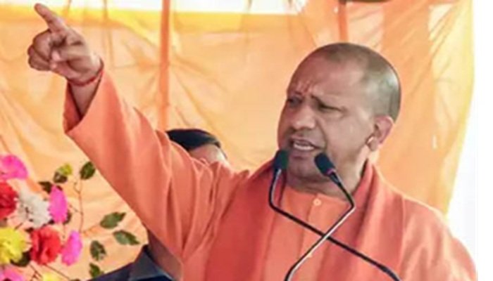 पहले 'एक जनपद एक माफिया' था, अब हर जिले में मेडिकल कॉलेज पर हो रहा कार्य: CM Yogi