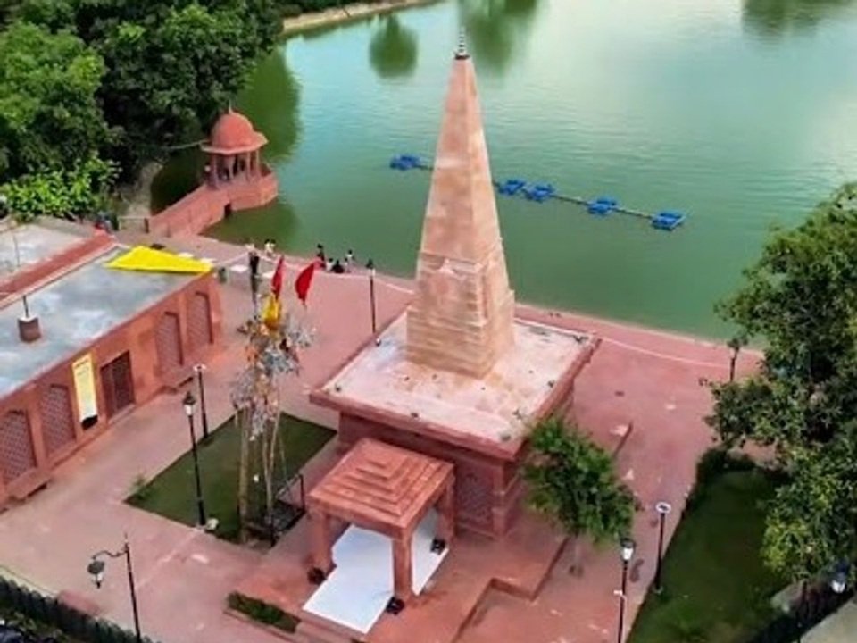 UP: सामौर बाबा महोत्सव में सजेगा 'काव्य दरबार', कई नामचीन कवि करेंगे काव्य पाठ