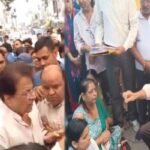 सेंट्रल मार्केट विवाद में व्यापारियों को नोटिस, महिलाओं से सांसद अरुण गोविल बोले- सरकार आपके साथ