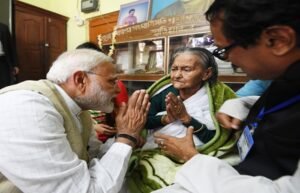 बंगाल में पीएम मोदी बोले- TMC की निर्ममता ने मां को रुलाया, BJP के लिए मांगे वोट