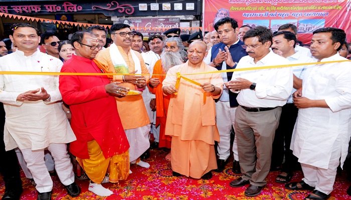 नकारात्मक नैरेटिव का मुंहतोड़ जवाब दें युवा कार्यकर्ता: सीएम योगी