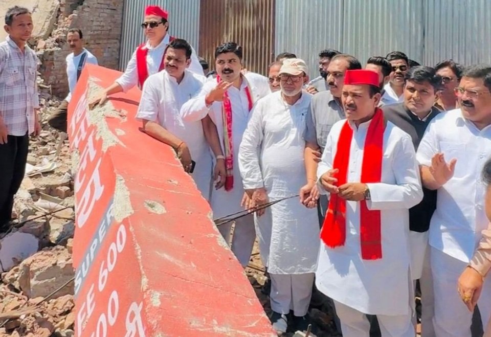 बरेली में बुलडोजर एक्शन पर सुप्रिया ऐरन बोलीं- मेयर, MP-MLA सब सत्ता के मद में चूर हैं