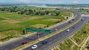 Ganga Expressway: पीएम करेंगे लोकार्पण, जानिए एक्सप्रेस-वे की खूबियों के बारे में