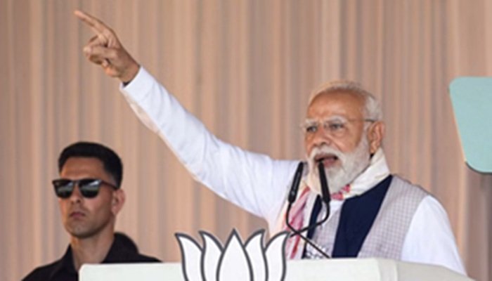 PM Modi: बंगाल में पीएम ने दिया 'सबका साथ, सबका विकास और लुटेरों का हिसाब' का नया नारा