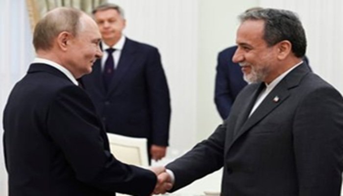 West Asia Tension: ईरान को मिला रूस का साथ, पुतिन ने अराघची से की मुलाकात