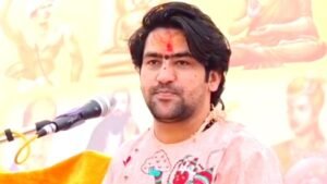 चार बच्चे पैदा करें, एक RSS को दें... Dhirendra Shastri ने हिन्दुओं से की बड़ी अपील