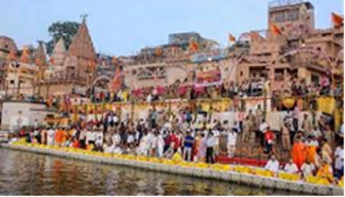 Varanasi: श्रद्धालुओं को बड़ी राहत, डिजिटल लॉकर से सुरक्षित होगा सामान