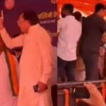 मऊ में मंच पर भिड़े मंत्री एके शर्मा और सपा सांसद राजीव राय, कार्यकर्ताओं में भी हुई धक्का-मुक्की