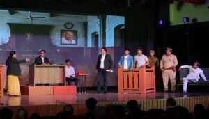 SRMS रिद्धिमा में सामाजिक चेतना से ओतप्रोत नाटक ‘साँच’ का मंचन