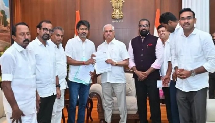 तमिलनाडु में विजय की सरकार बनने पर अब भी पेंच, बहुमत से दो कम; शपथ समारोह कैंसिल