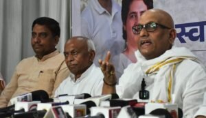 UP Congress: अजय राय बोले- नरेंद्र मोदी और अमित शाह ने देशवासियों को धोखा दिया