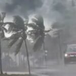 Aaj Ka Mausam: इन 13 राज्यों में आंधी के साथ बारिश की चेतावनी, दिल्ली में लू की लहर